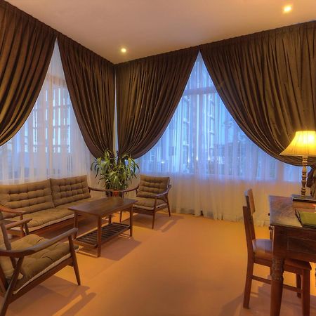 Prasats Boutique Hotel Phnom Penh Dış mekan fotoğraf